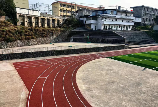 潞西市五岔路中学阅读区