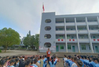 陆丰市东海镇新安小学阅读区