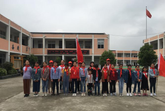 小三江中心小学阅读区