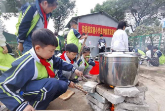 院桥实验小学阅读区