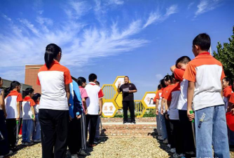 太和镇万星小学阅读区