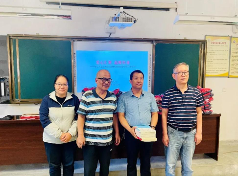 辋川乡初级中学阅读区