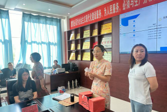 昭觉县普诗乡九年一贯制学校阅读区