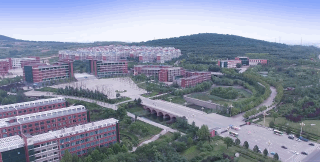 淄博师范高等专科学校阅读区