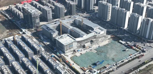 哲商小学阅读区