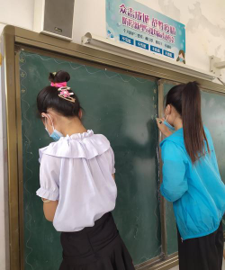 汤陵刘营小学阅读区