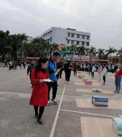 博白镇二中阅读区