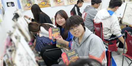 山丹县菁菁童画美术培训学校有限公司阅读区
