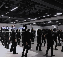 伊宁市品艺艺术培训中心有限公司阅读区