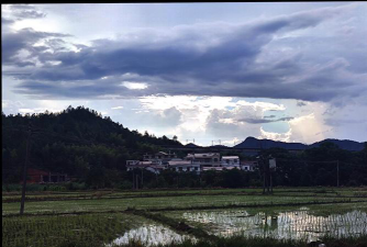 龙母镇永光分校阅读区