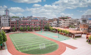 石龙龙联小学阅读区