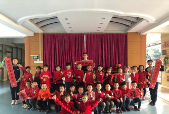 东莞市南城艺鸣宏远幼儿园阅读区