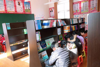 苏屯乡刘小寨村徐大庄小学阅读区