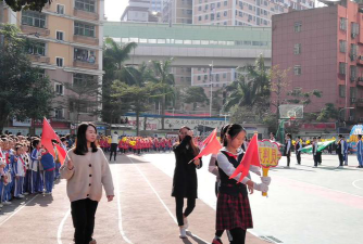 东莞市塘厦东星小学阅读区