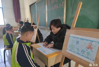 嘉祥仲山乡董楼小学阅读区