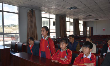 墨江县龙坝乡中心小学阅读区