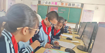 东源县蓝口镇实验小学新光教学点阅读区