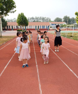 寿光市田柳镇朱崖幼儿园阅读区