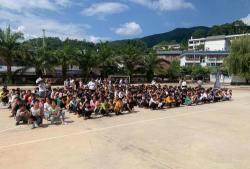 普义中心小学阅读区