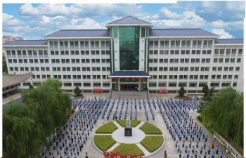临洮县改河初级中学阅读区
