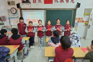 济南市兴济小学阅读区
