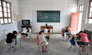 阳西县程村镇中心小学平原教学点阅读区