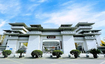 成都石室初中青龙校区阅读区