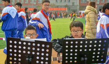 济南市历城区华山镇中心小学阅读区