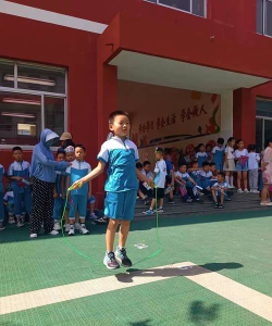 平阴县实验小学阅读区