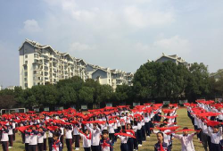 天等县龙茗中学阅读区
