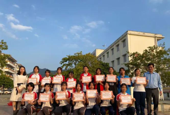 阳春市河朗学校平山分校阅读区