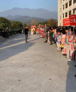 星子白鹿中心完小阅读区