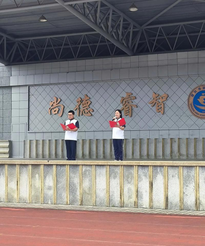 富阳市受降镇中学阅读区