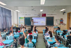 青岛徐水路小学阅读区