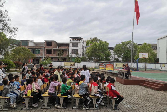 阳江高新技术产业开发区平冈镇冈安小学阅读区