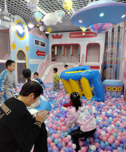 株洲市天元区贝贝幼儿园阅读区