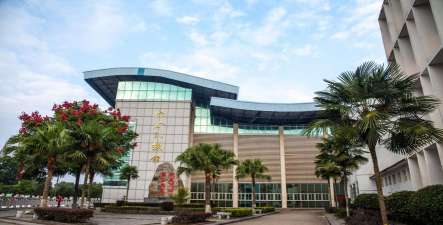 广西桂林市兴安师范学校阅读区