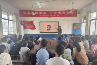 阳春市河口镇中心小学上双分校阅读区