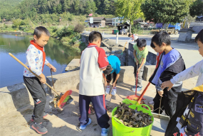 阳春市河口镇中心小学清溪分校阅读区