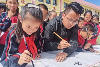 武山县音之律艺术培训学校阅读区