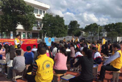 乌桕坝中心小学阅读区
