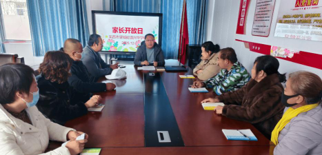 莱西市孙受中心小学阅读区