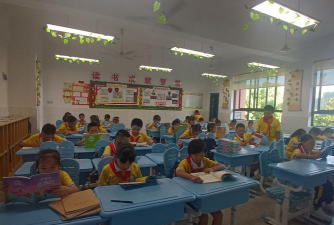 阳山县江英水山教学点阅读区