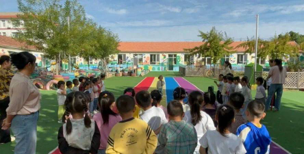 莱西市院上镇中心小学阅读区