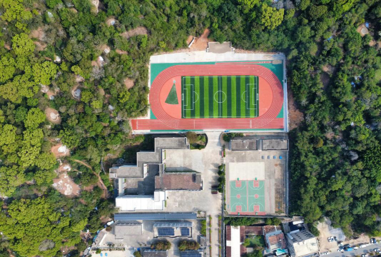 汫洲镇井东小学阅读区