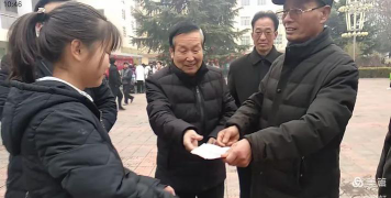 眉县汤峪镇小法仪初级中学阅读区
