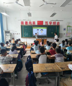淄河镇中心小学阅读区