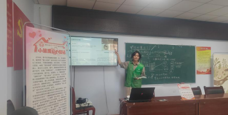 承德市鹰手营子矿区鹰城艺术培训学校有限公司阅读区