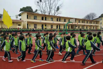 段屋中心小学阅读区