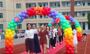 淄博市张店区南定小学阅读区